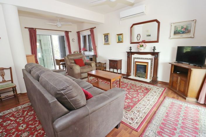 Image No.3-2 Bed Villa for sale