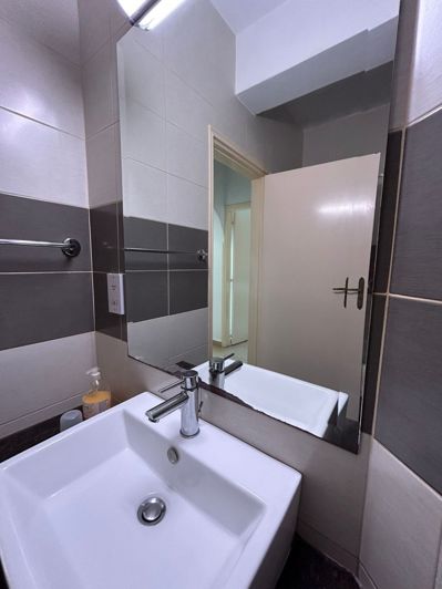 Image No.20-26 Bed Property for sale