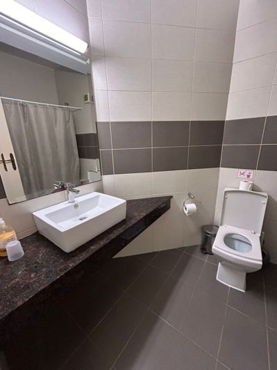Image No.21-26 Bed Property for sale