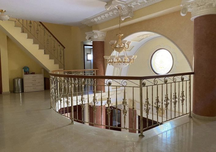Image No.5-6 Bed Villa for sale