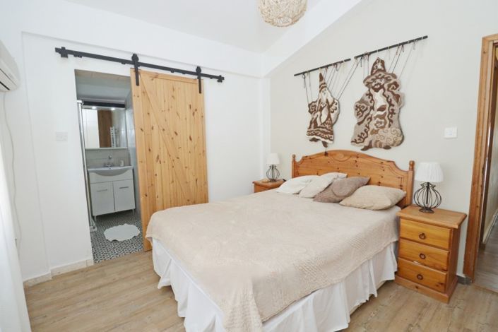 Image No.22-6 Bed Villa for sale