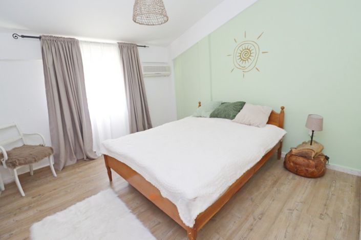 Image No.24-6 Bed Villa for sale