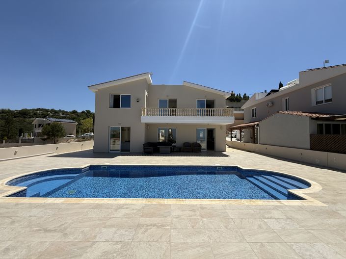 Image No.3-4 Bed Villa for sale
