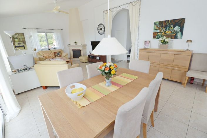 Image No.11-4 Bed Villa for sale
