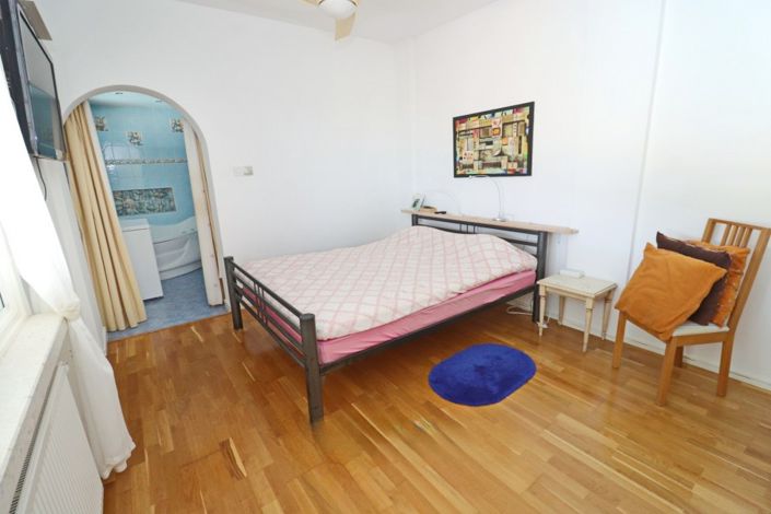 Image No.20-4 Bed Villa for sale