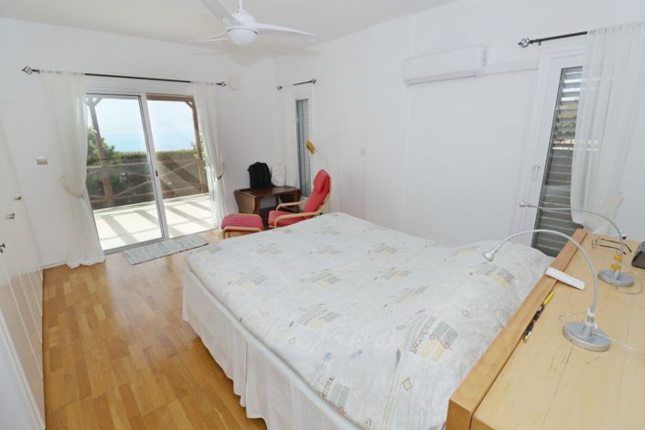 Image No.26-4 Bed Villa for sale
