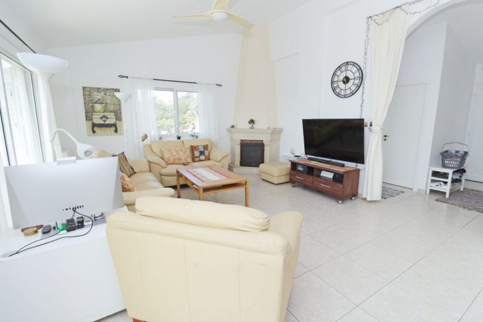 Image No.6-4 Bed Villa for sale