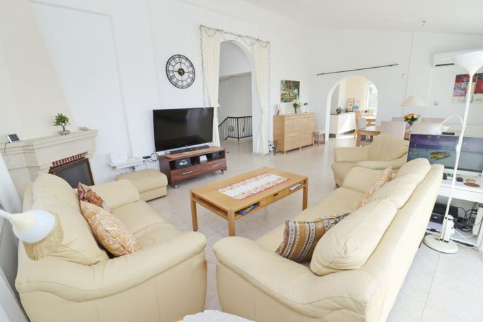 Image No.7-4 Bed Villa for sale