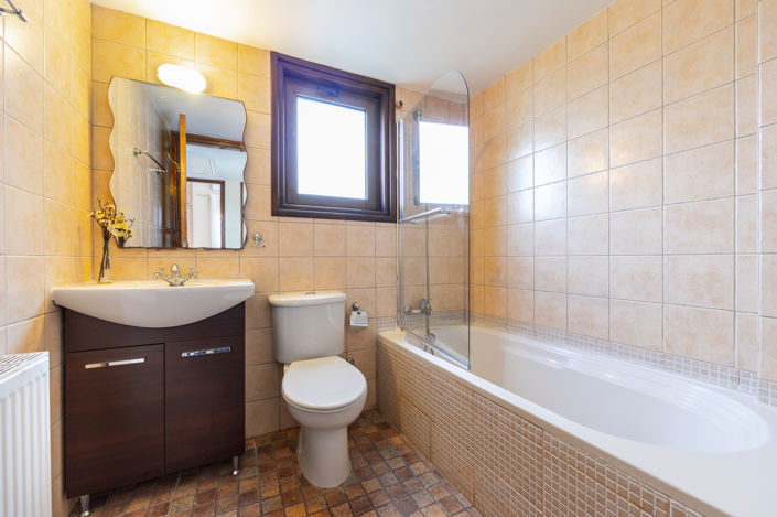 Image No.20-3 Bed Villa for sale