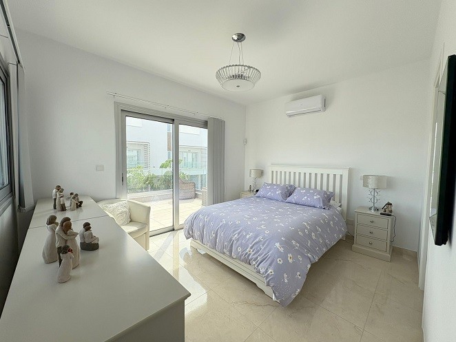 Image No.19-7 Bed Villa for sale