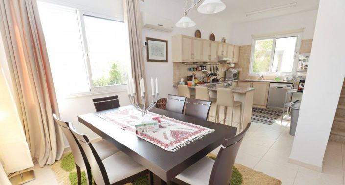 Image No.8-3 Bed Villa for sale