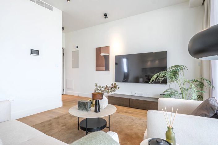Image No.6-1 Bed Property for sale