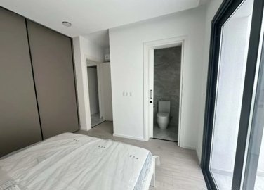 15176102793