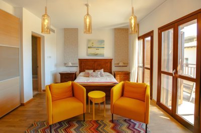 15177320925