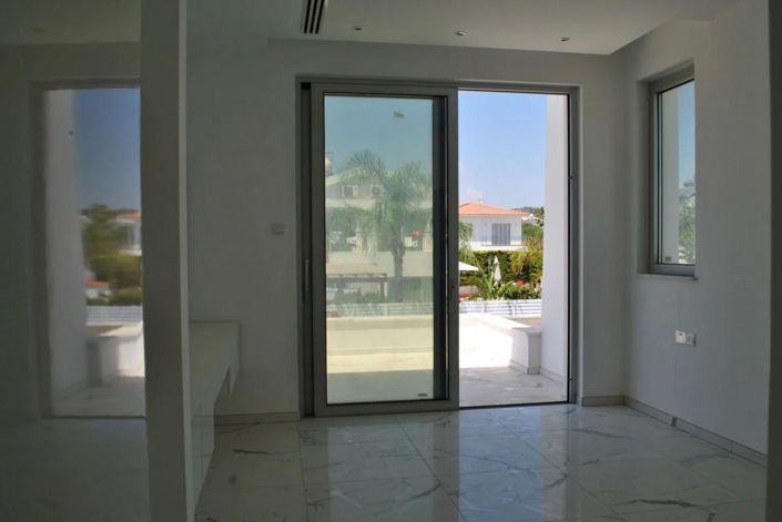 Image No.17-Villa de 5 chambres à vendre à Protaras