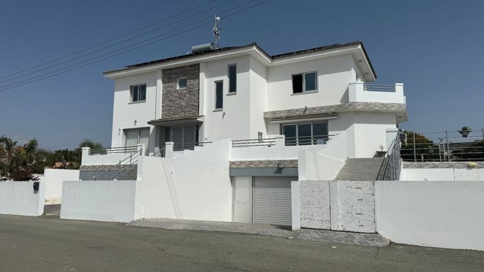 Image No.21-Villa de 5 chambres à vendre à Paralimni