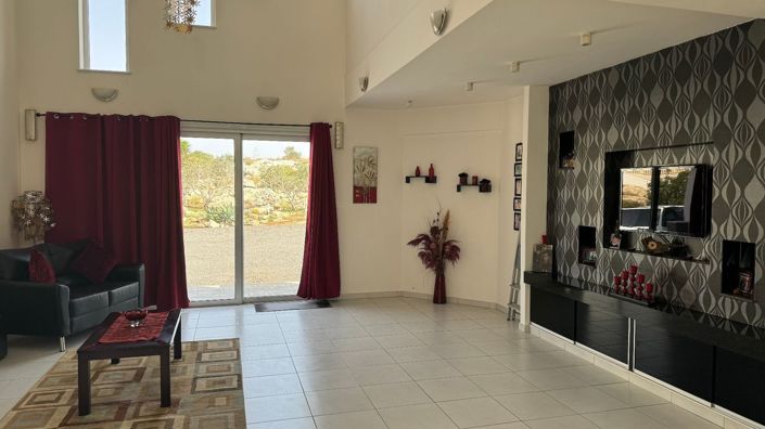 Image No.3-Villa de 5 chambres à vendre à Paralimni