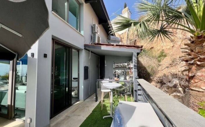Image No.12-3 Bed Villa for sale