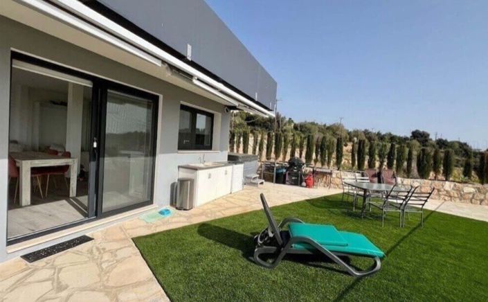 Image No.33-3 Bed Villa for sale