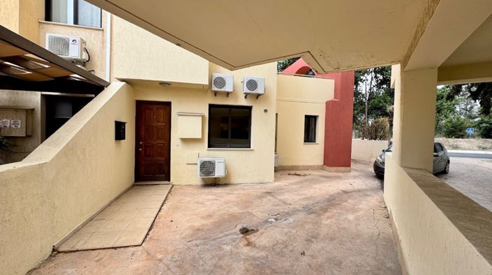 Image No.19-3 Bed Townhouse for sale