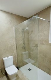 15180729055
