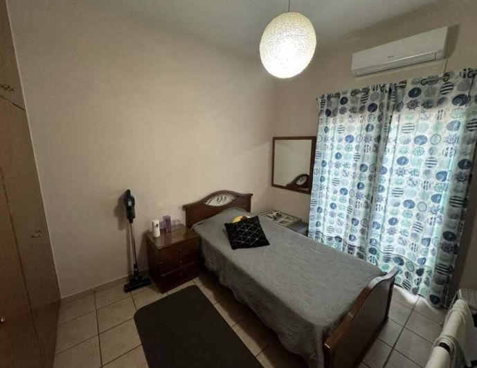 Image No.13-3 Bed Townhouse for sale
