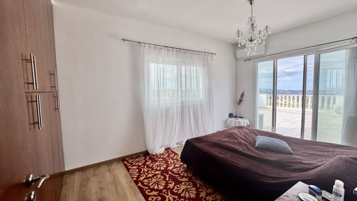 Image No.21-6 Bed Villa for sale