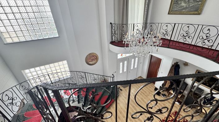 Image No.7-6 Bed Villa for sale
