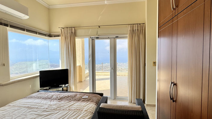 Image No.25-5 Bed Villa for sale
