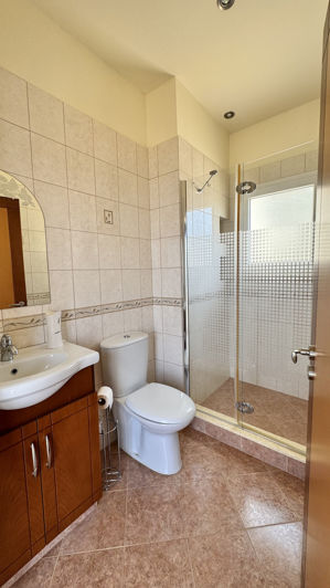 Image No.26-5 Bed Villa for sale