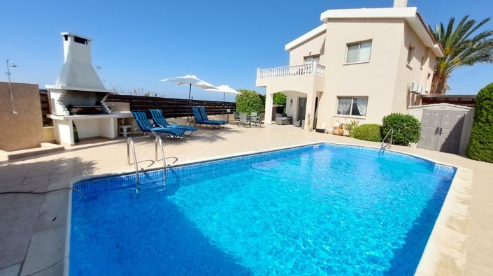 Image No.2-3 Bed Villa for sale