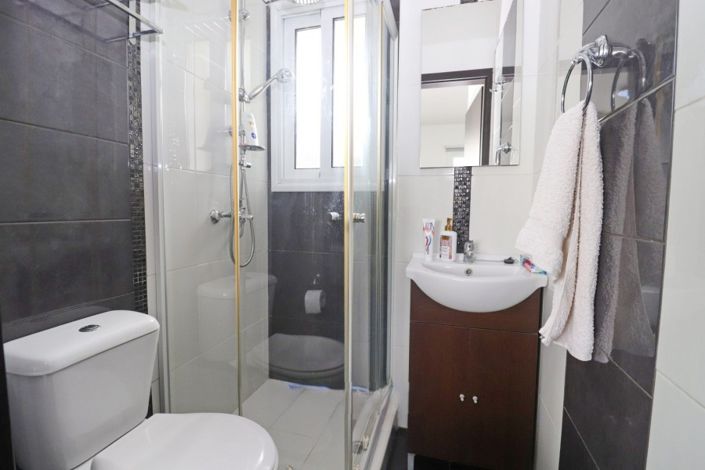 Image No.18-5 Bed Villa for sale