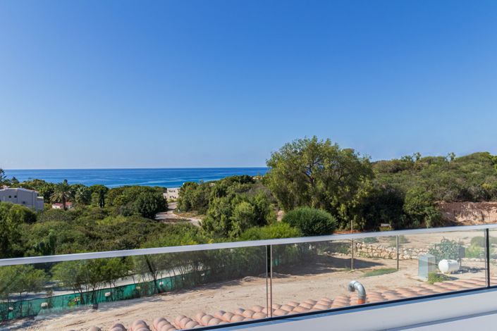 Image No.2-Propriété de 1 chambre à vendre à Coral Bay