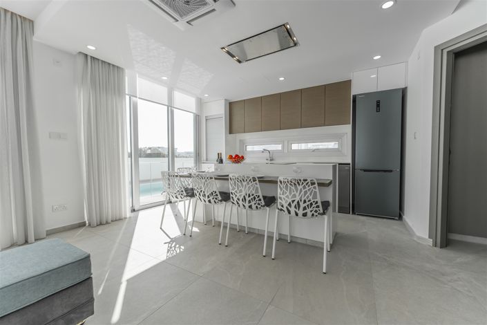 Image No.7-4 Bed Villa for sale