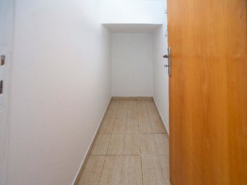 15186974762