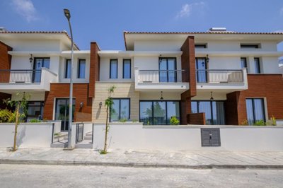 1 - Tersefanou, Townhouse