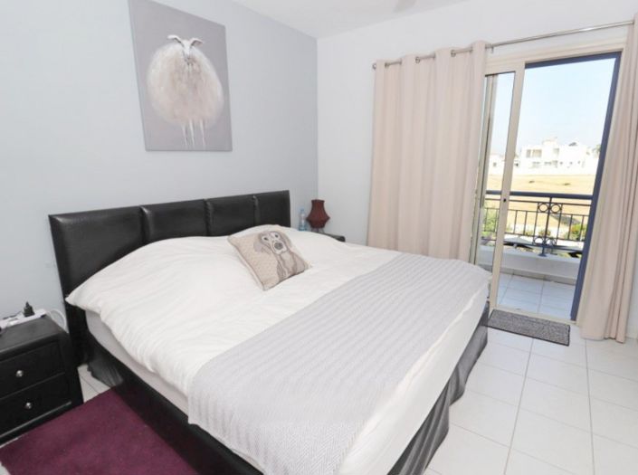 Image No.13-2 Bed Townhouse for sale