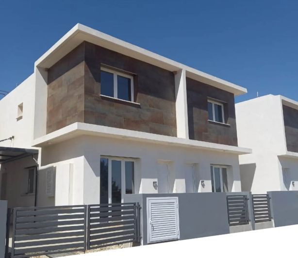 Image No.3-2 Bed Villa for sale