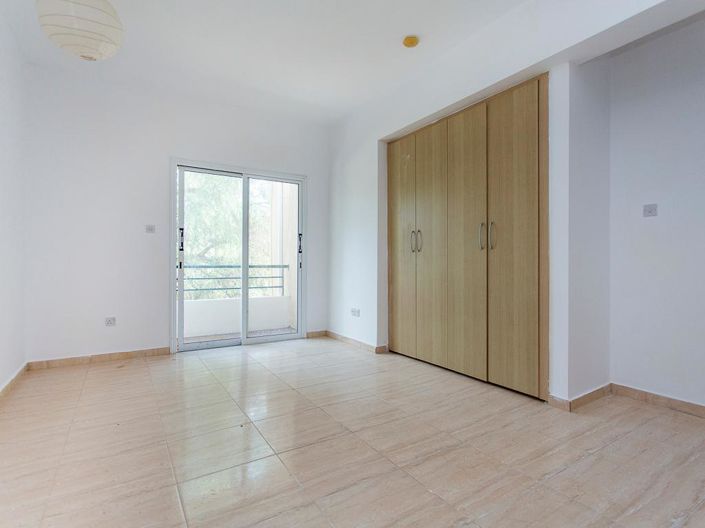 Image No.6-Studio for sale