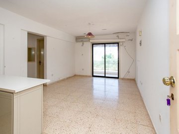 15207663051