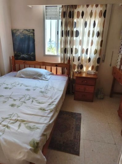 Image No.10-3 Bed Property for sale