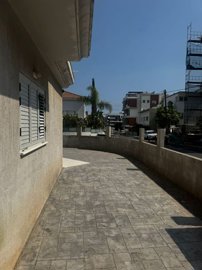 15208776215