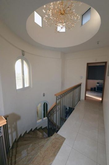 Image No.14-3 Bed Villa for sale