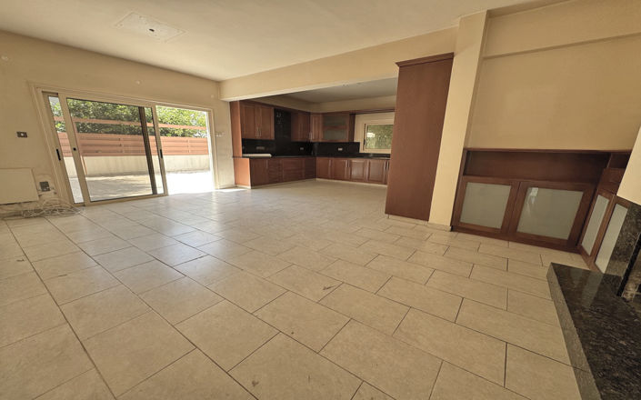 Image No.3-4 Bed Villa for sale