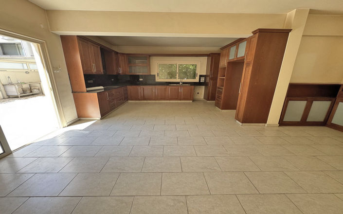 Image No.4-4 Bed Villa for sale