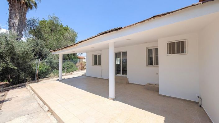 Image No.2-Villa de 4 chambres à vendre à Anarita