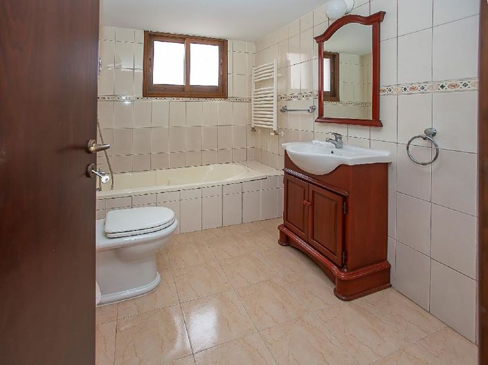 Image No.18-Villa de 4 chambres à vendre à Moniatis
