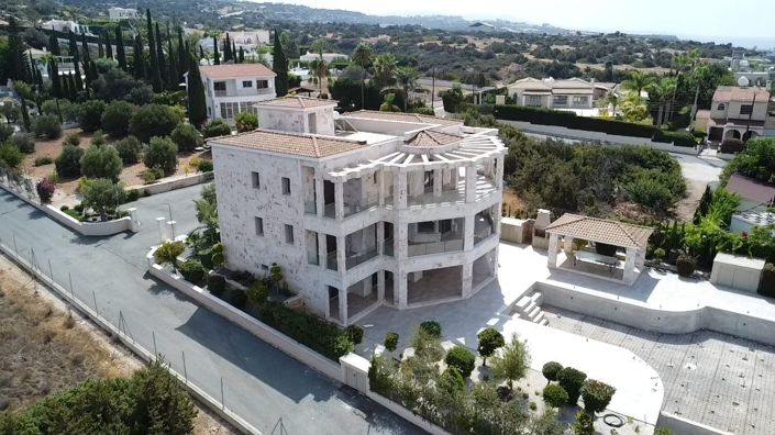 Image No.7-Villa de 7 chambres à vendre à Peyia