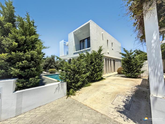 Image No.23-3 Bed Villa for sale