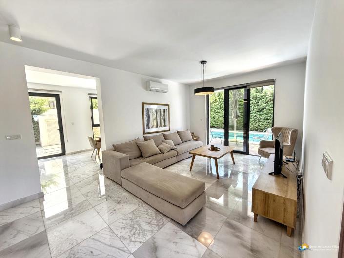 Image No.4-3 Bed Villa for sale